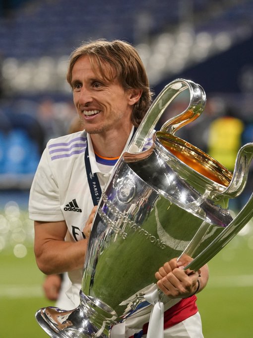 巴萨新星连续爆发惊艳球迷