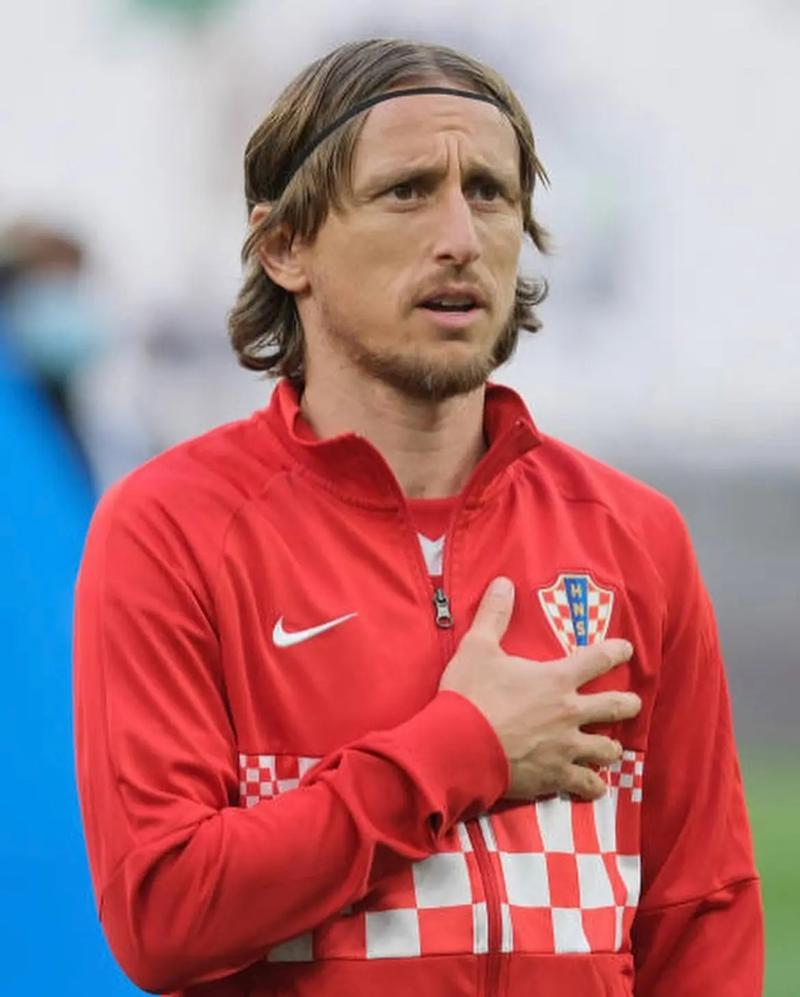 教滑雪也安排上了？还有什么是蔚来驾享小哥不会的吗！